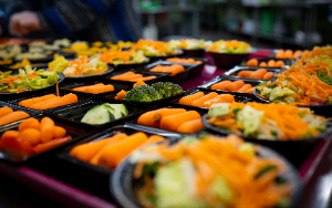  Cafeteria food try full of vegetables